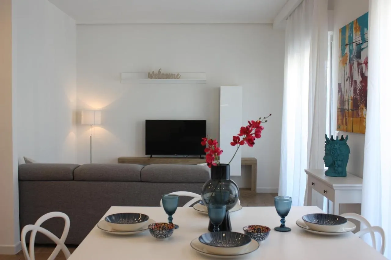 Strettomare-Business & Travel Apartment Reggio Calabria