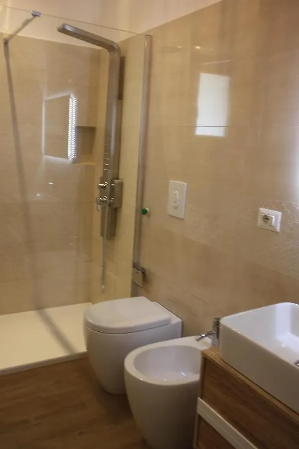 Strettomare-Business & Travel Apartment Reggio Calabria Italia