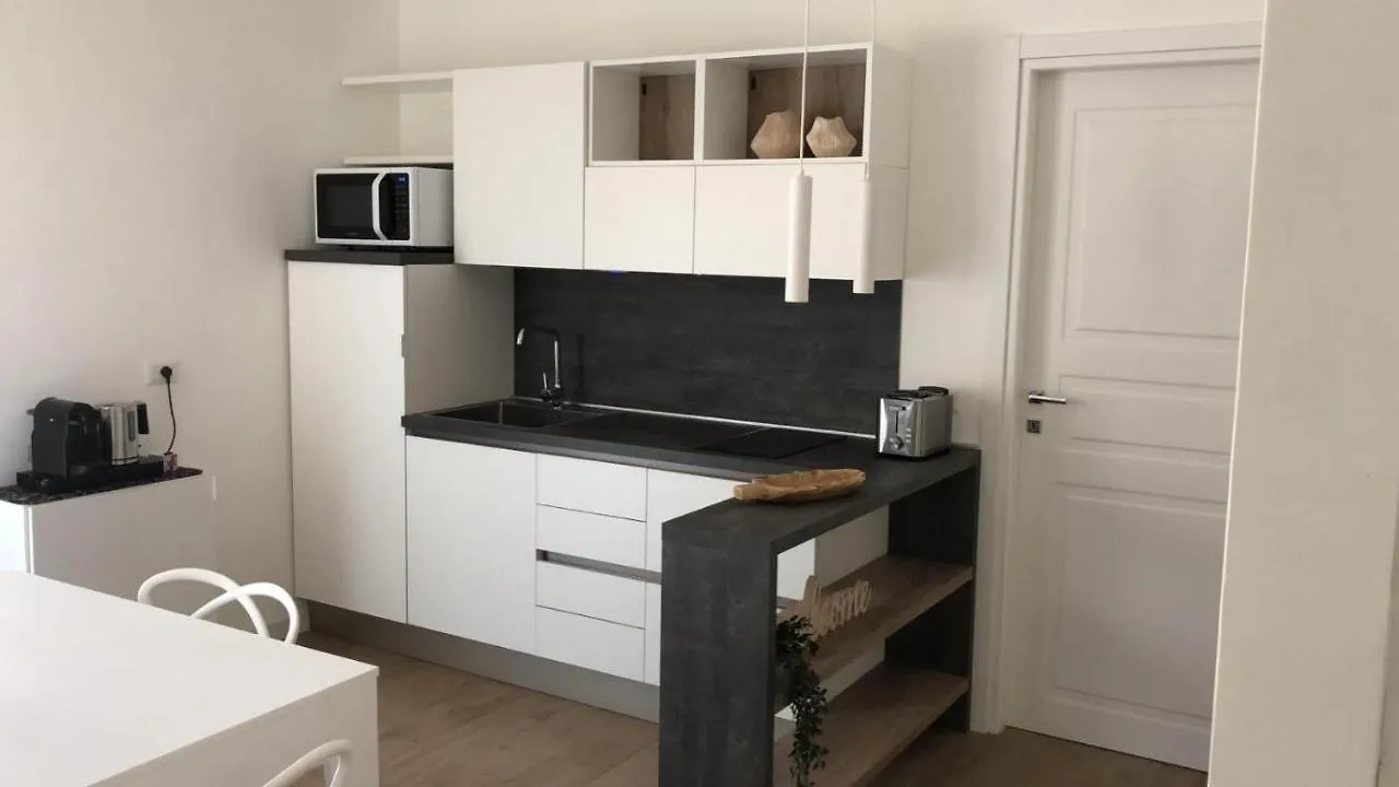 Strettomare-Business & Travel Apartment Reggio Calabria